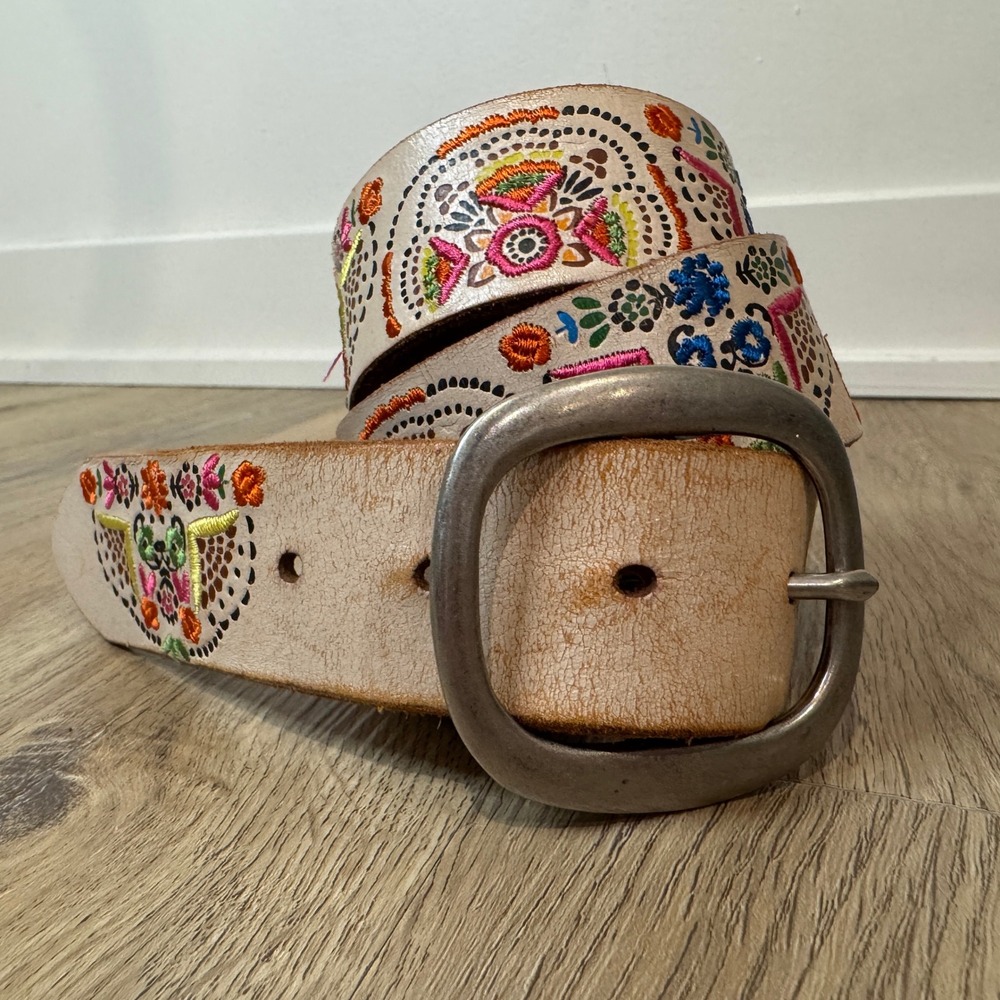 Y2K Fossil Womens Leather Belt Cream Multi Color Floral Embroidered Large 37-41"